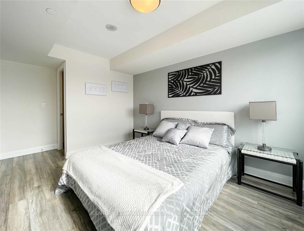 Photo 8 of Unit 718, 18 Uptown Drive, Markham, Unionville — HOMEH