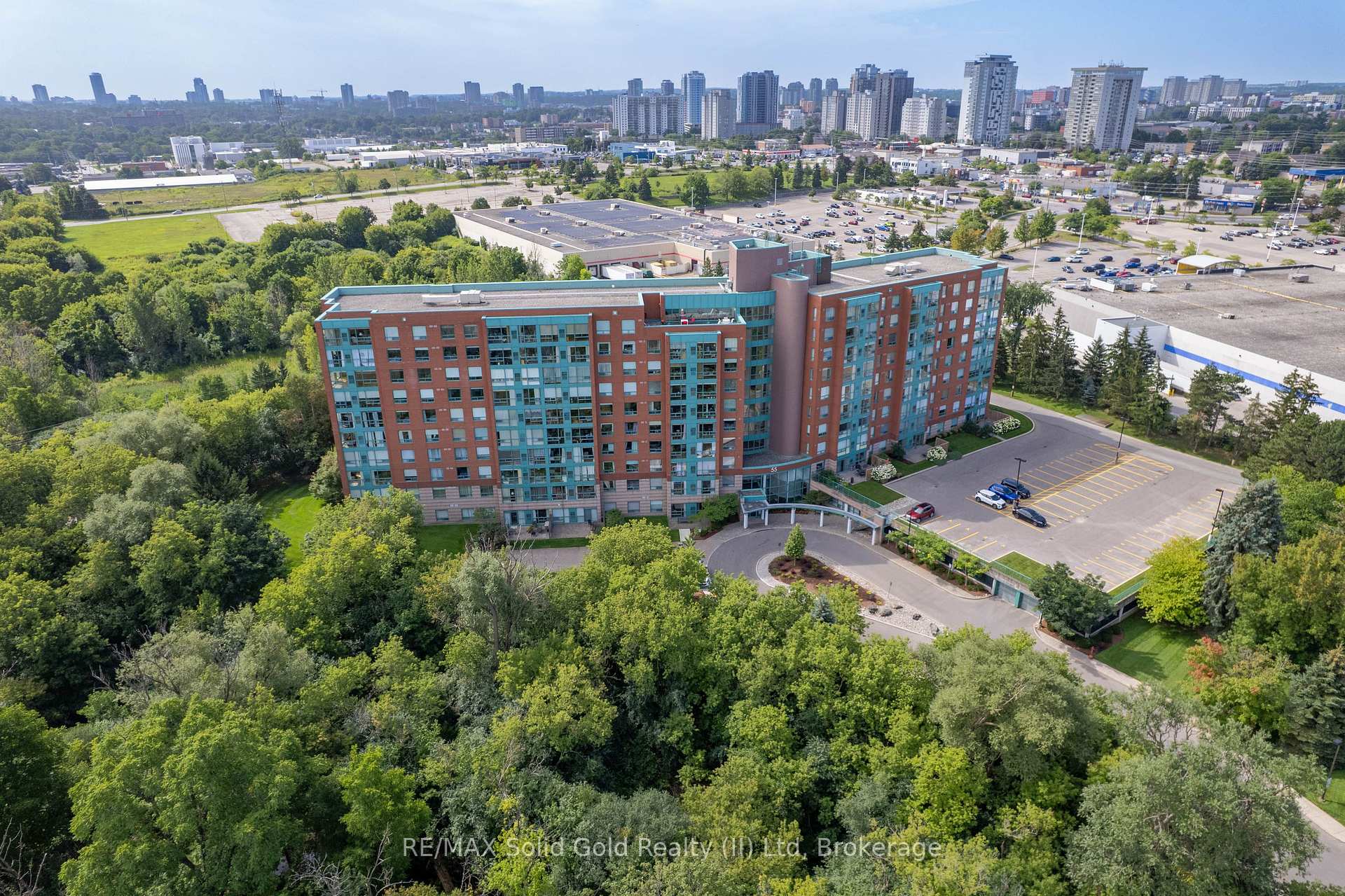 Photo 4 of Unit 611, 55 Blue Springs Drive, Waterloo, Colonial Acres — HOMEH