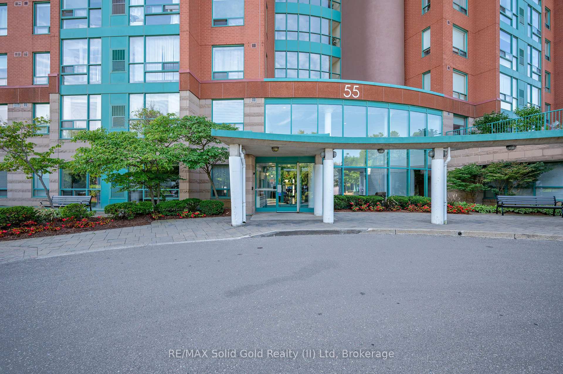 Photo 6 of Unit 611, 55 Blue Springs Drive, Waterloo, Colonial Acres — HOMEH