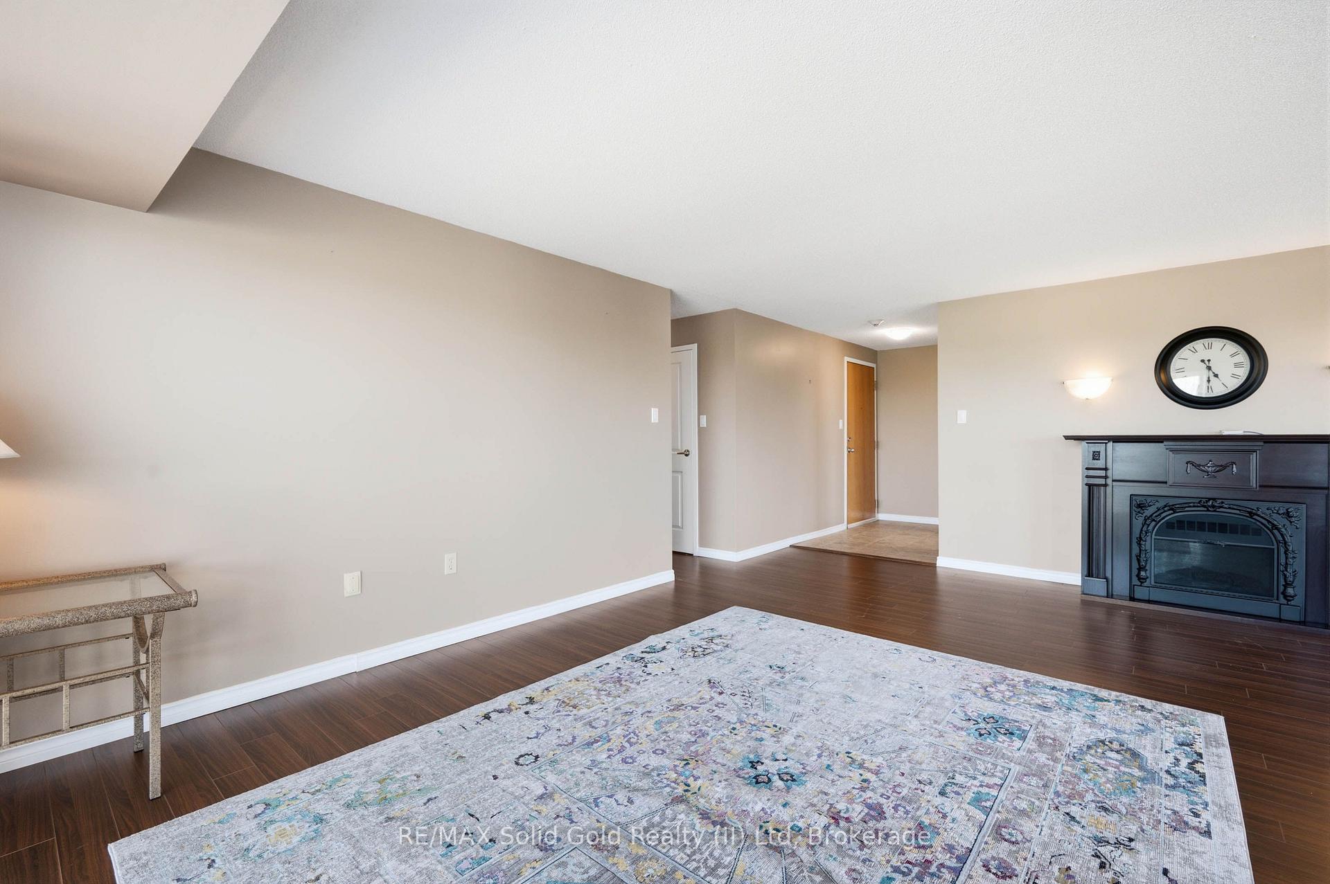 Photo 16 of Unit 611, 55 Blue Springs Drive, Waterloo, Colonial Acres — HOMEH