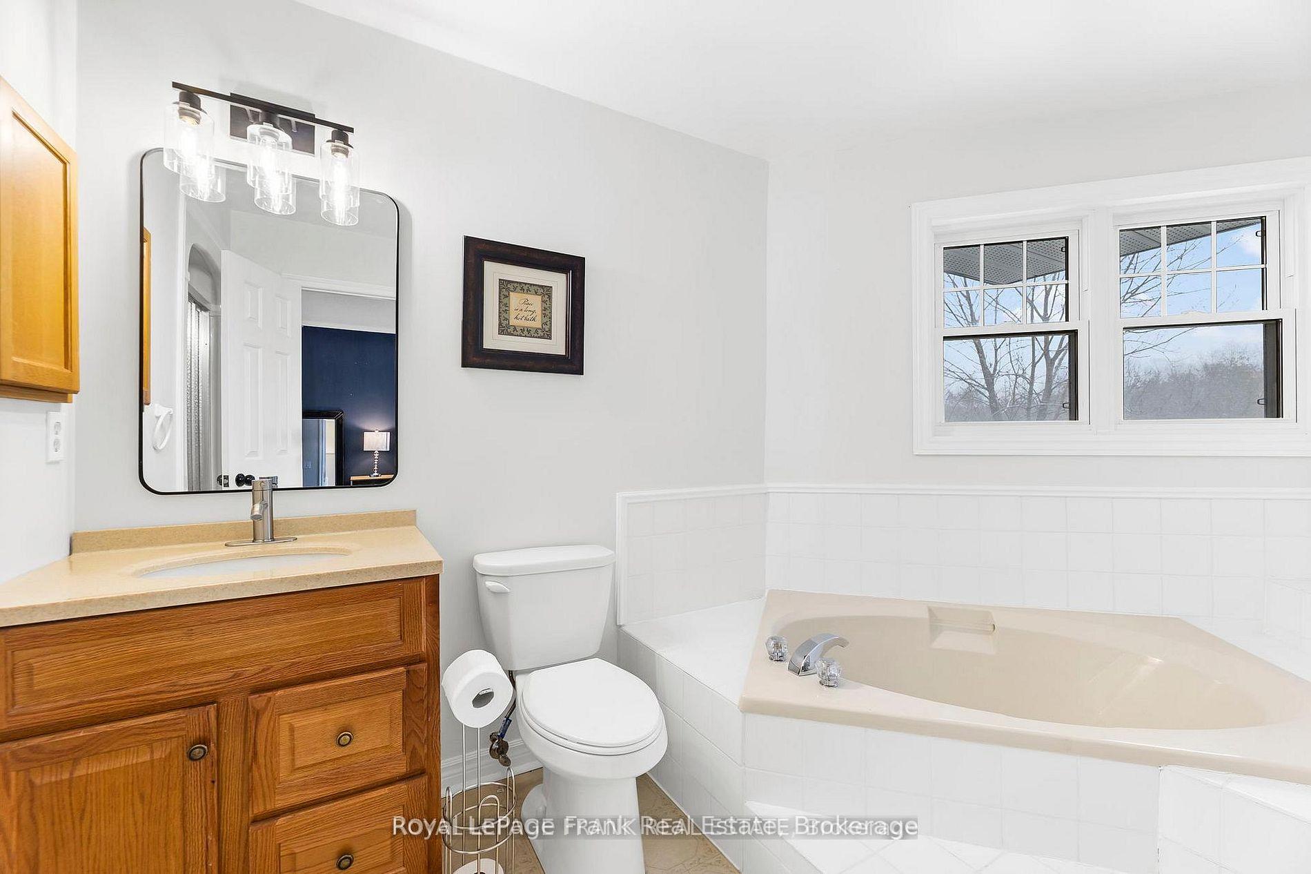 Photo 37 of 1665 Nash Road, Clarington, Courtice — HOMEH