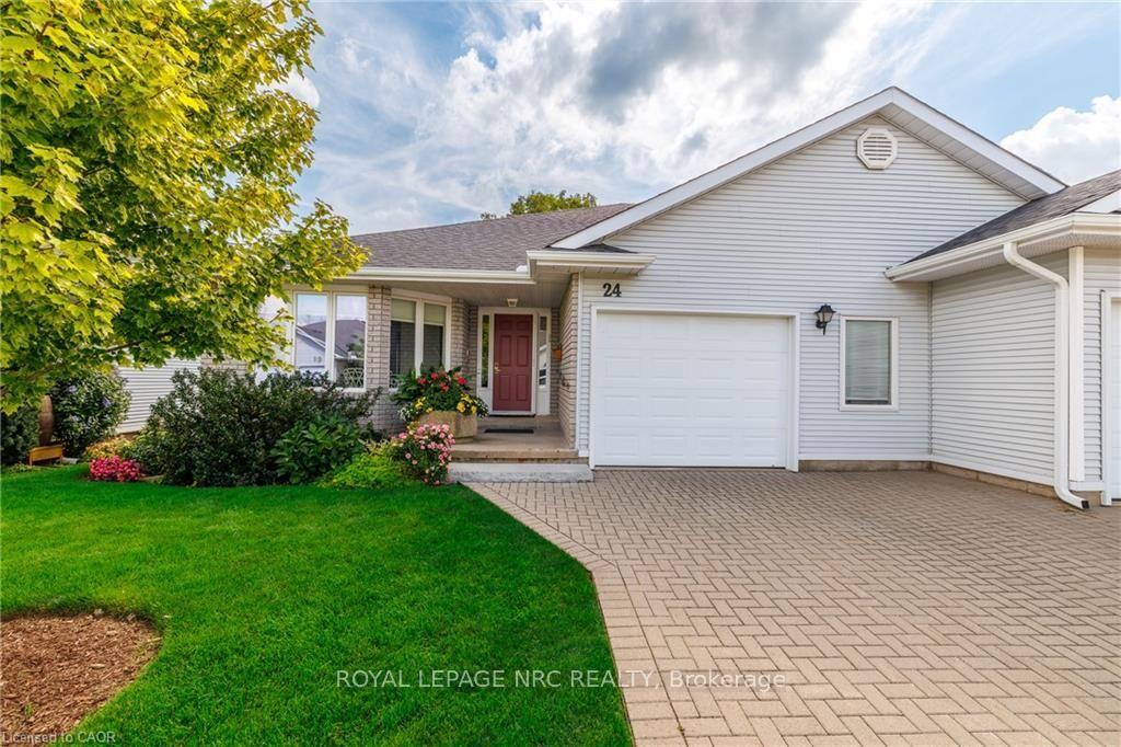 Photo 2 of Unit 12, 24 Garden Drive, West Lincoln, Smithville — HOMEH