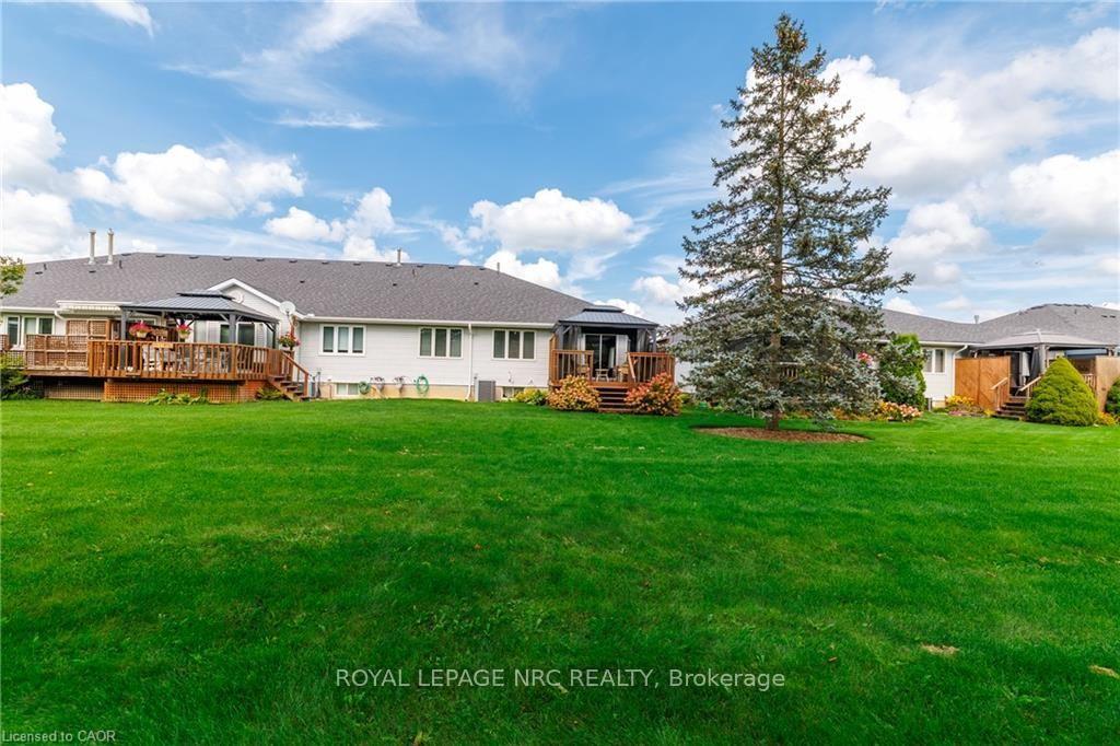 Photo 6 of Unit 12, 24 Garden Drive, West Lincoln, Smithville — HOMEH