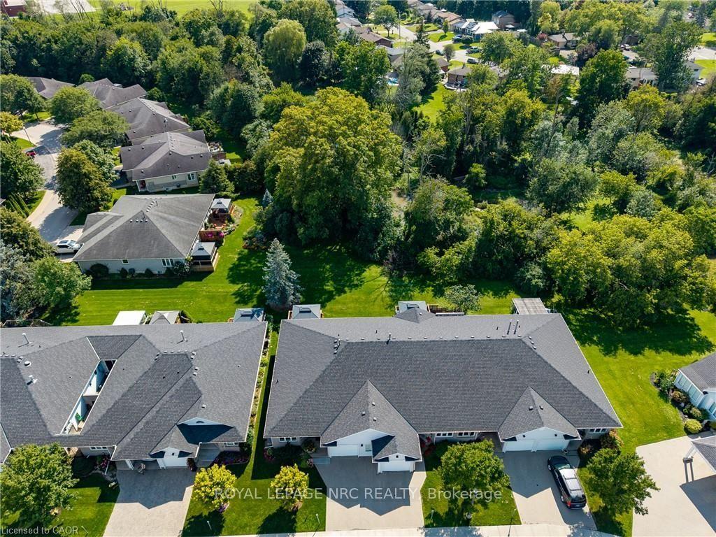 Photo 7 of Unit 12, 24 Garden Drive, West Lincoln, Smithville — HOMEH