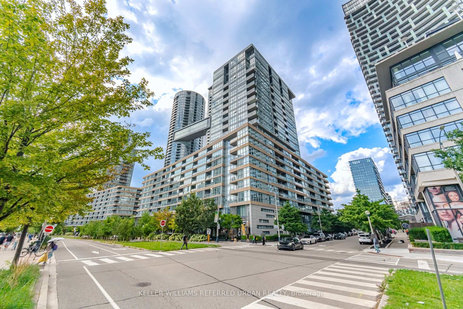 Front of Unit 1707, 10 Capreol Court