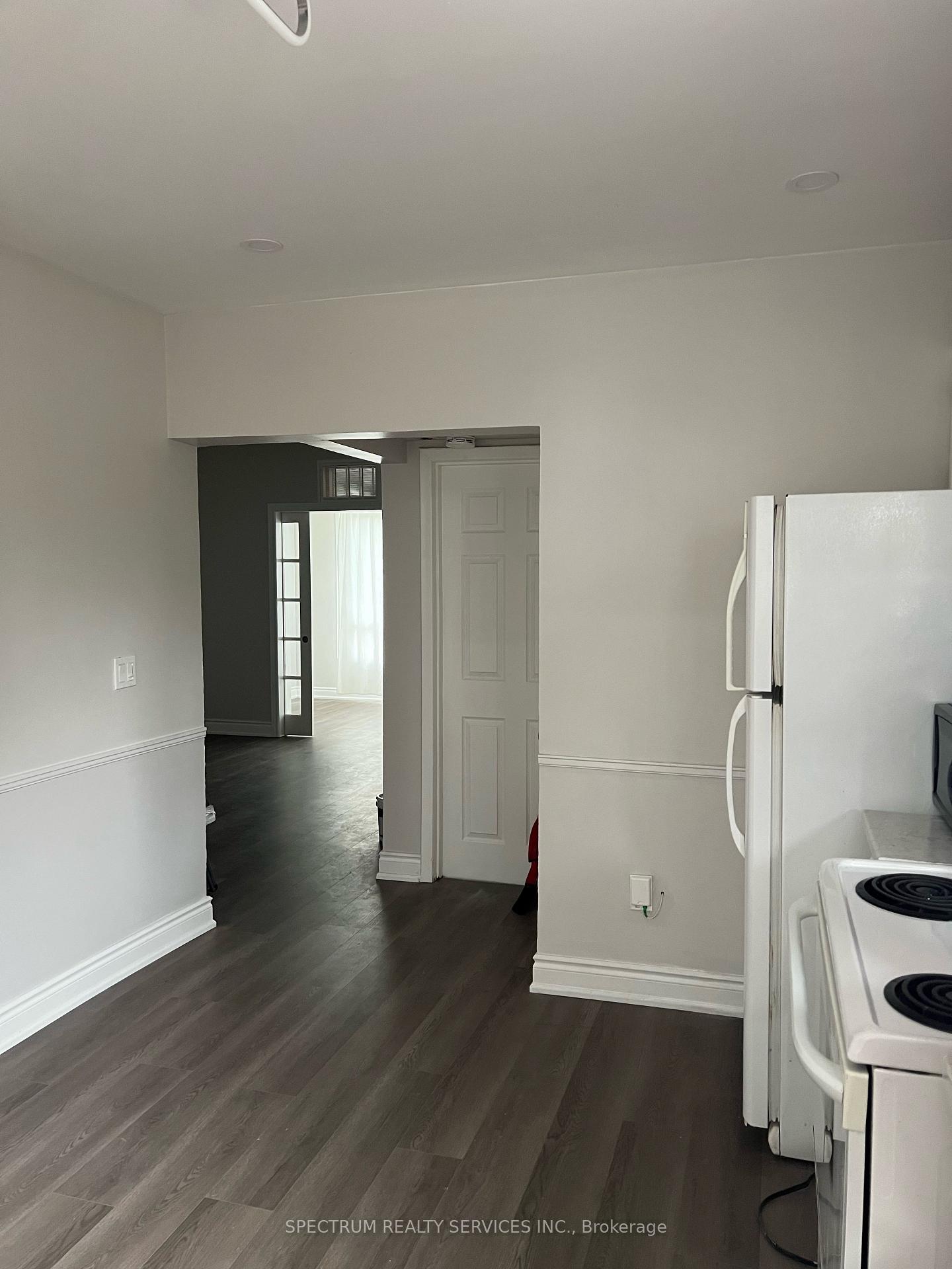 Photo 8 of 161 Rothsay Avenue, Hamilton, Delta — HOMEH