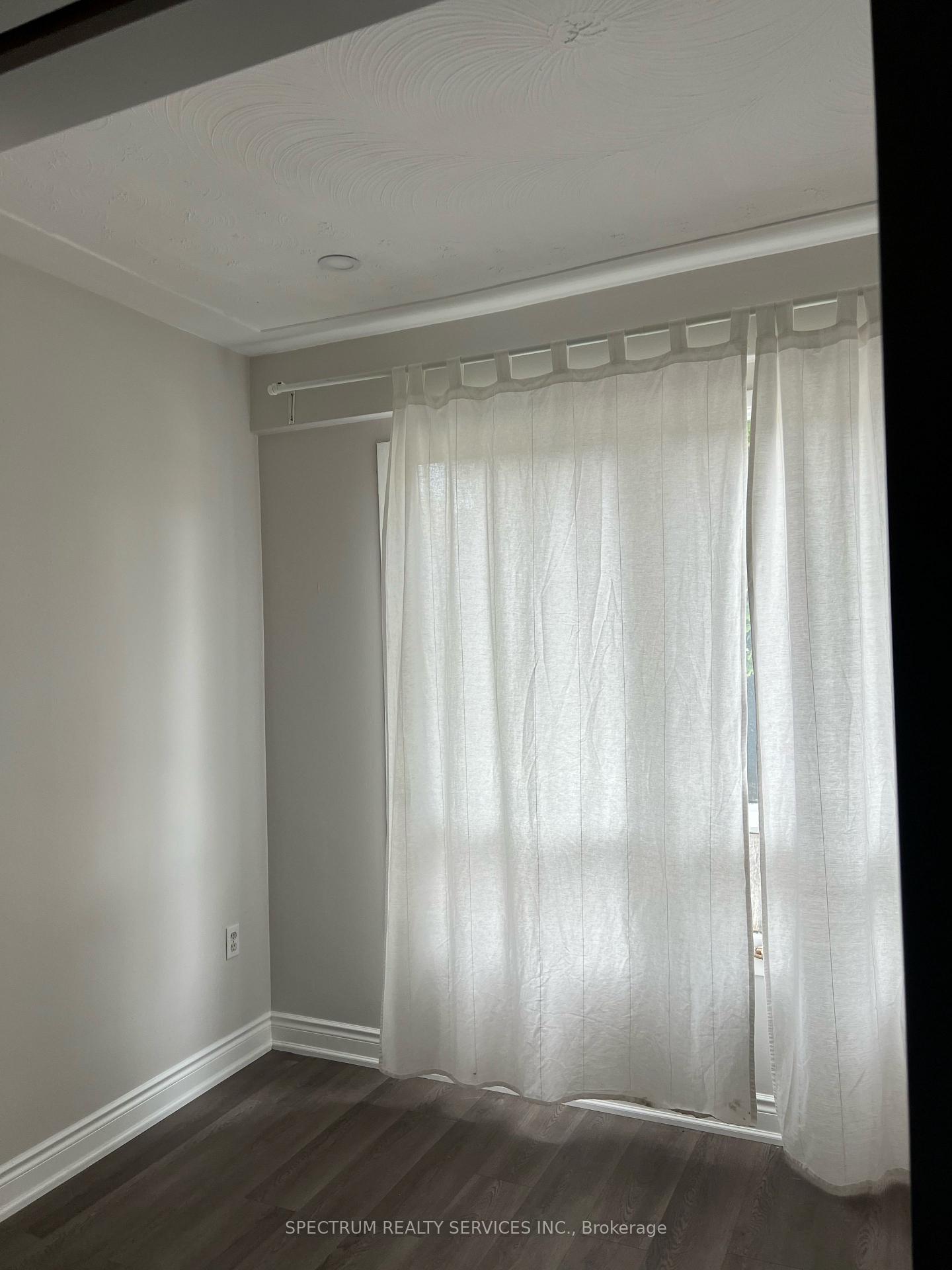 Photo 20 of 161 Rothsay Avenue, Hamilton, Delta — HOMEH