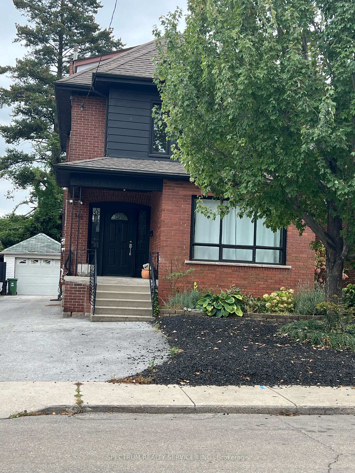 Photo 1 of 161 Rothsay Avenue, Hamilton, Delta — HOMEH