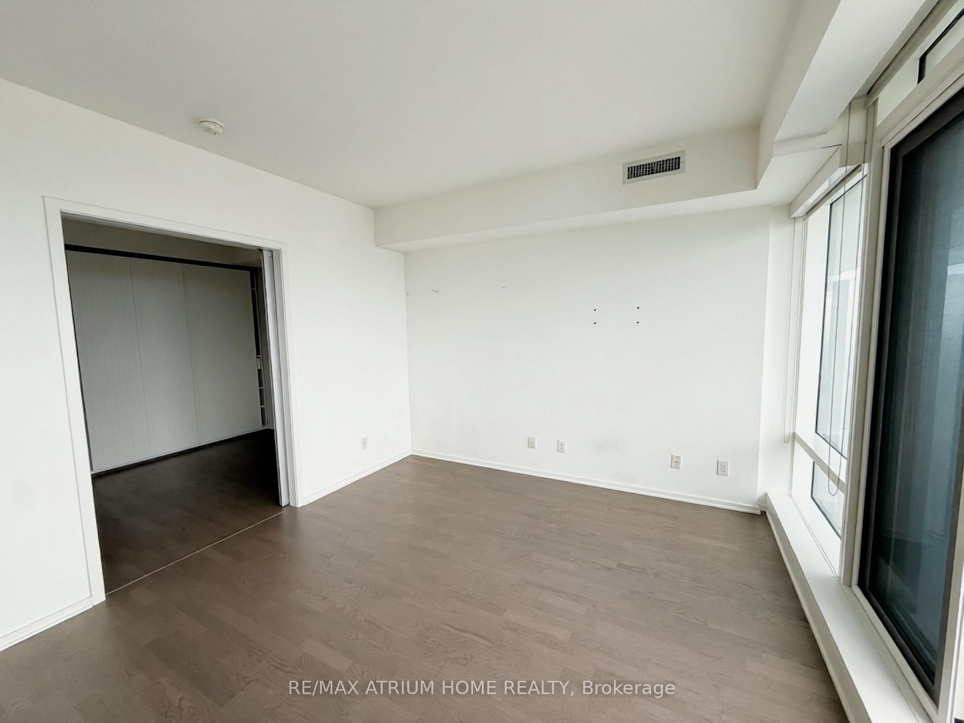 Photo 7 of Unit 5403, 1 Bloor Street E, Toronto, Church-Yonge Corridor — HOMEH