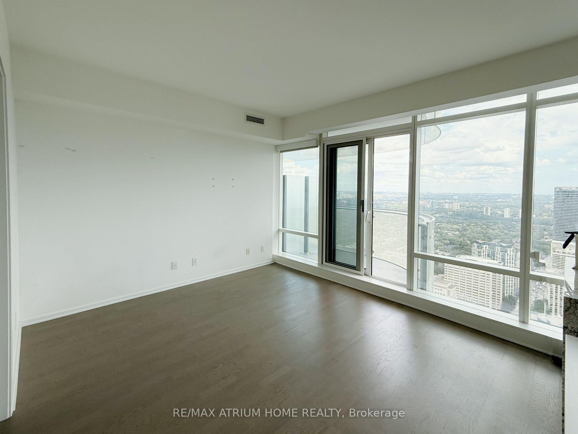 Photo 8 of Unit 5403, 1 Bloor Street E, Toronto, Church-Yonge Corridor — HOMEH
