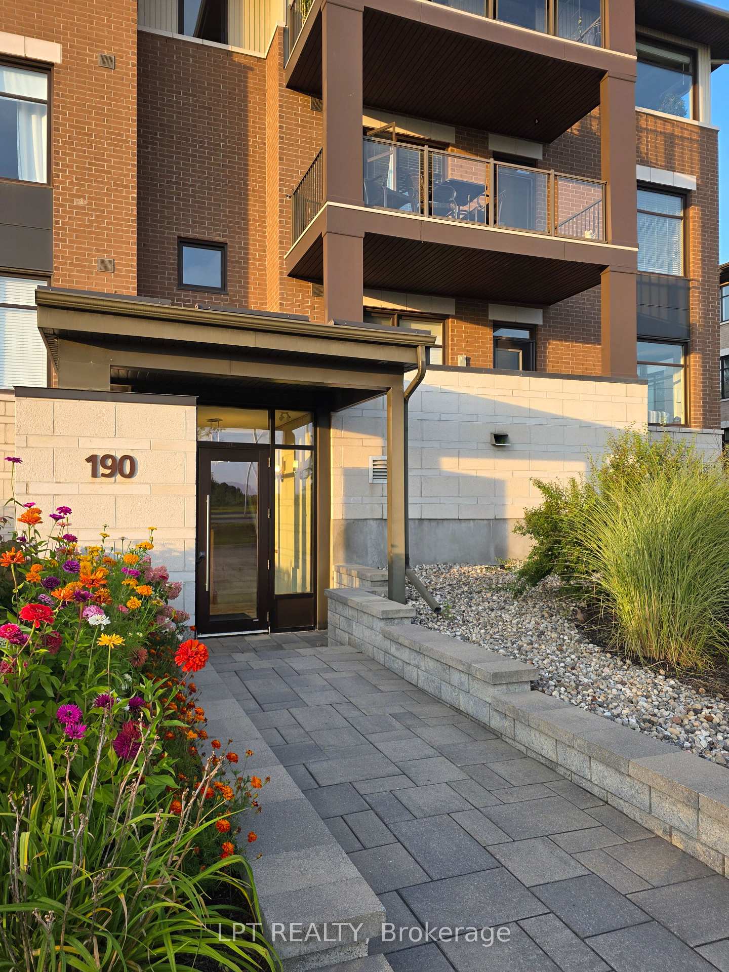Photo 4 of Unit 203, 190 Guelph Private, Ottawa, Kanata - Kanata Lakes/Heritage Hills — HOMEH