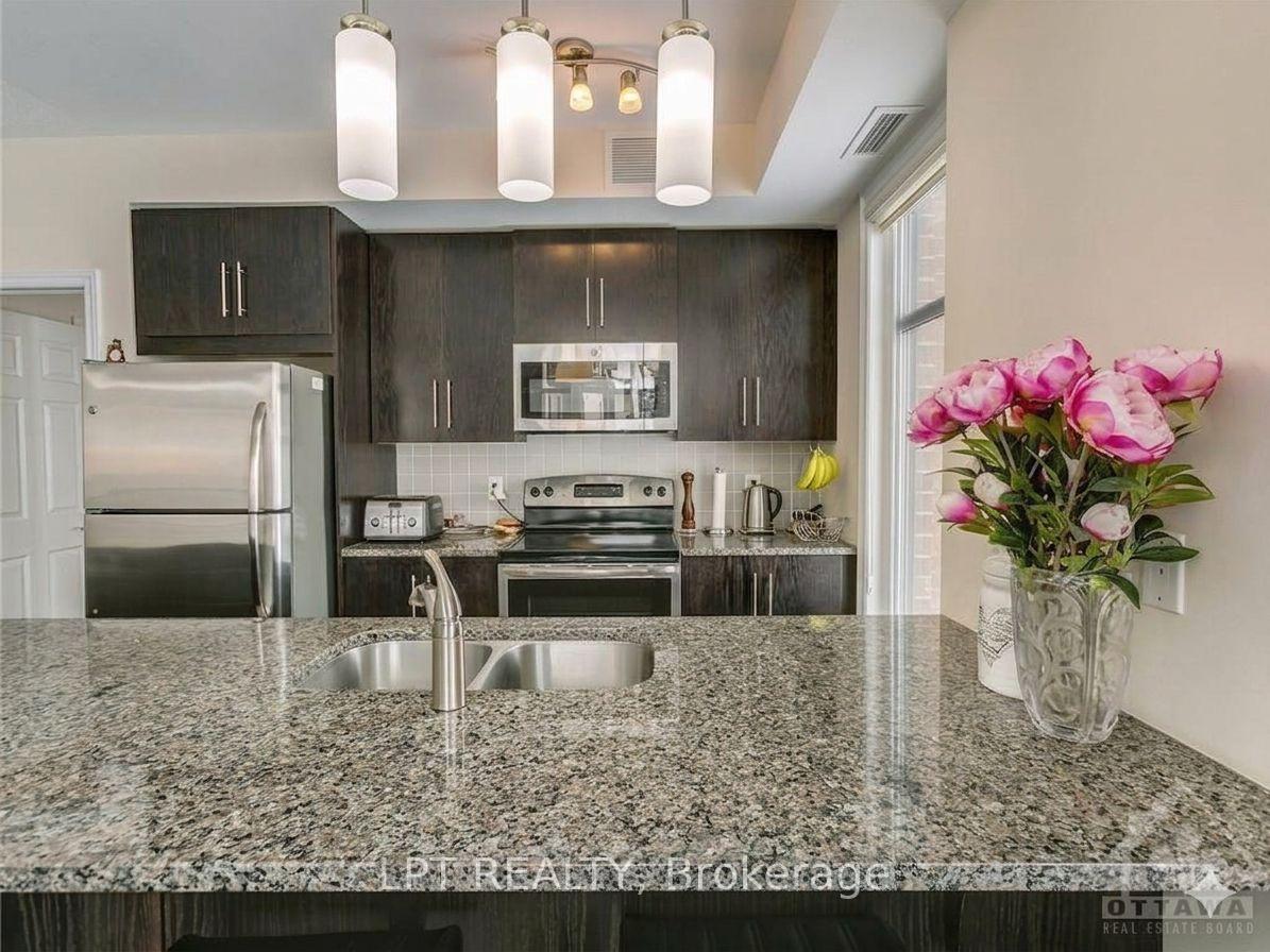 Photo 12 of Unit 203, 190 Guelph Private, Ottawa, Kanata - Kanata Lakes/Heritage Hills — HOMEH