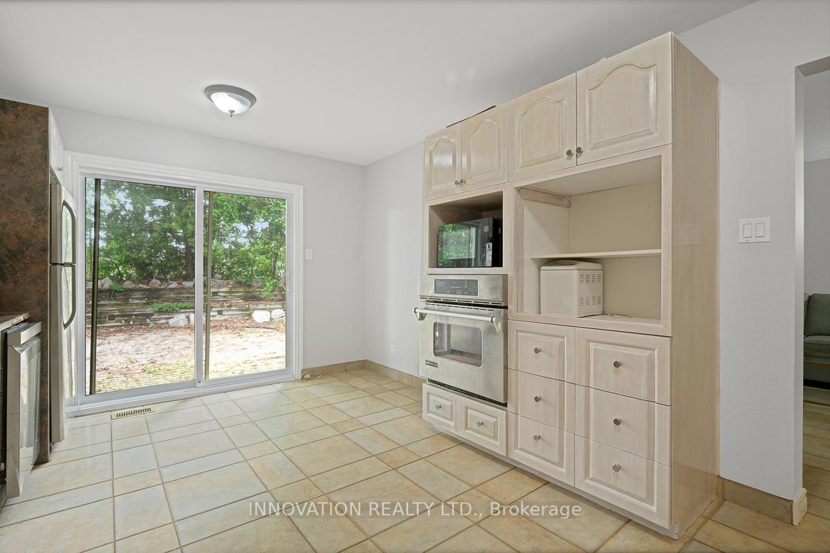 Photo 14 of 111 Beechfern Drive, Ottawa, Stittsville (Central) — HOMEH