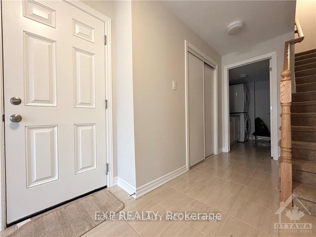 Photo 2 of 229 Atima Circle, Ottawa, Barrhaven - Half Moon Bay — HOMEH