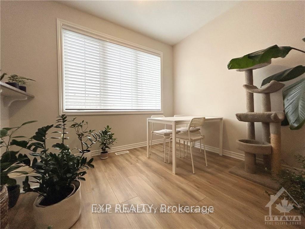 Photo 6 of 229 Atima Circle, Ottawa, Barrhaven - Half Moon Bay — HOMEH