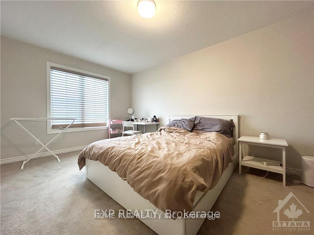 Photo 10 of 229 Atima Circle, Ottawa, Barrhaven - Half Moon Bay — HOMEH