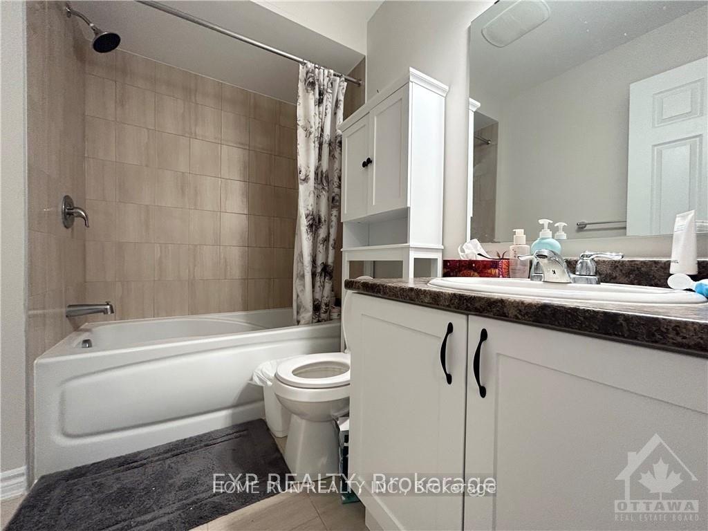 Photo 11 of 229 Atima Circle, Ottawa, Barrhaven - Half Moon Bay — HOMEH