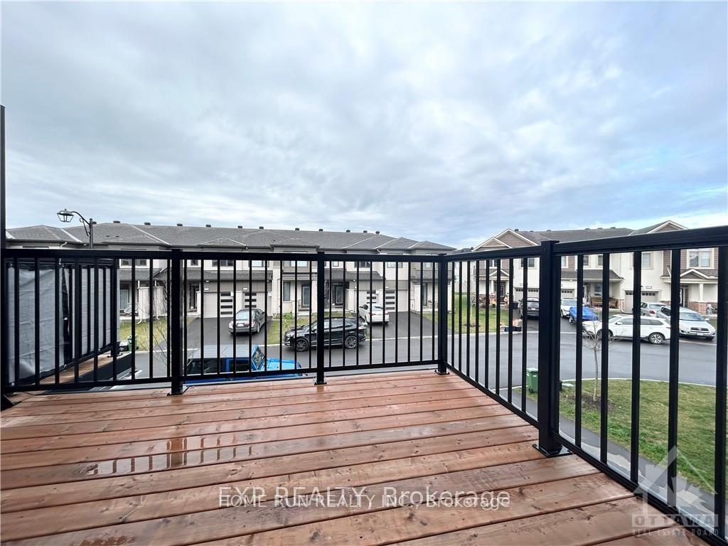 Photo 12 of 229 Atima Circle, Ottawa, Barrhaven - Half Moon Bay — HOMEH