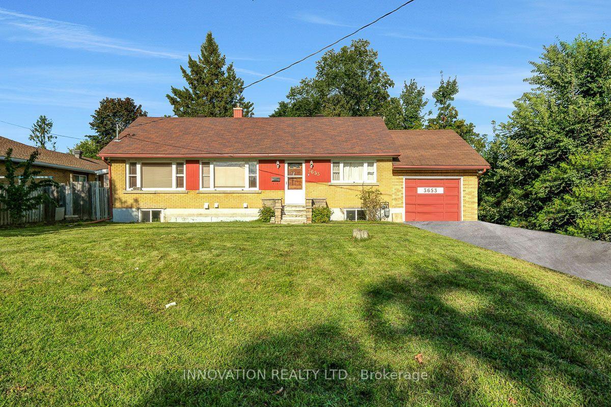 Photo of 3653 Albion Road