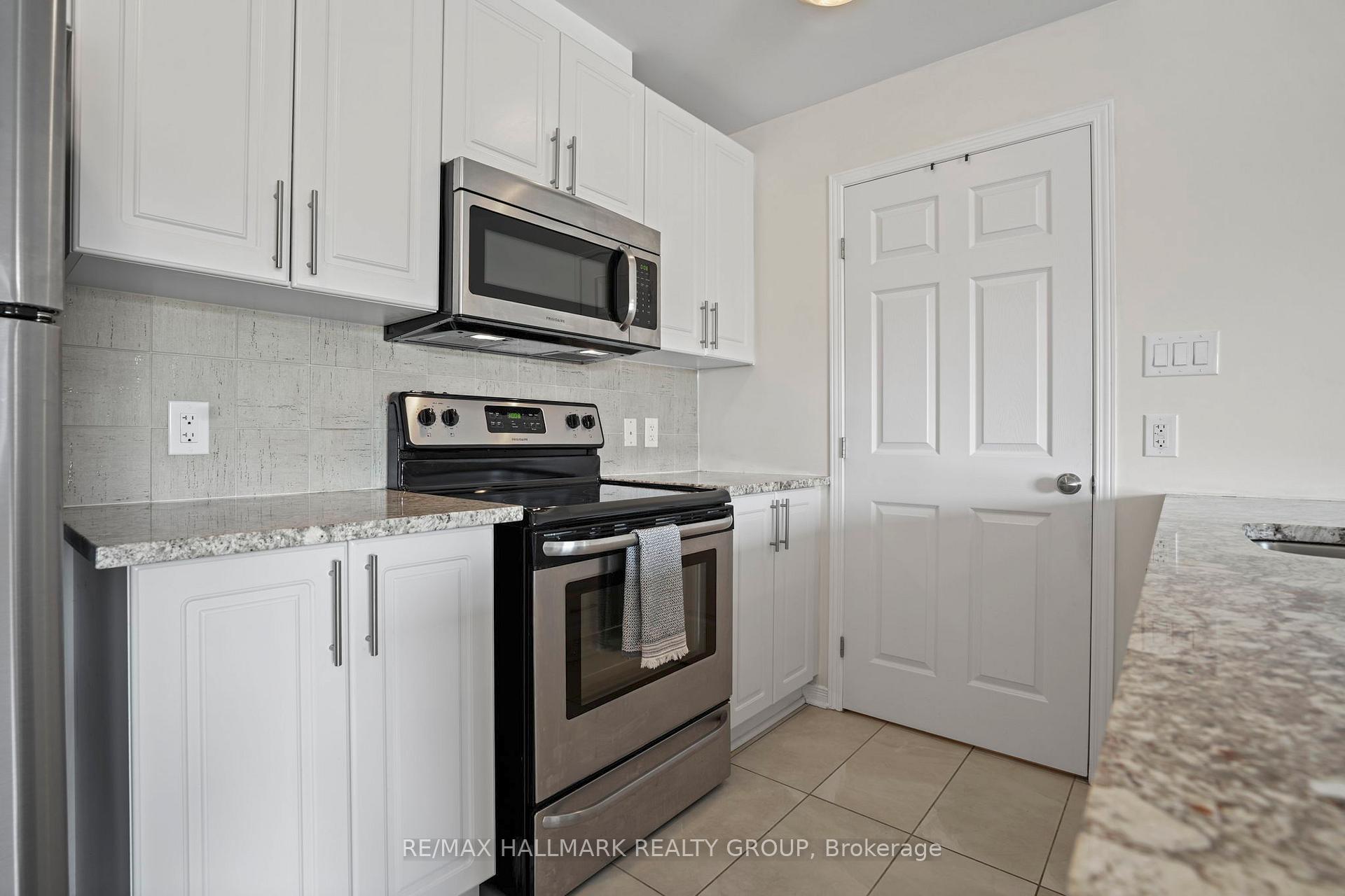 Photo 9 of 42 Sternes Private, Ottawa, Springridge/East Village — HOMEH