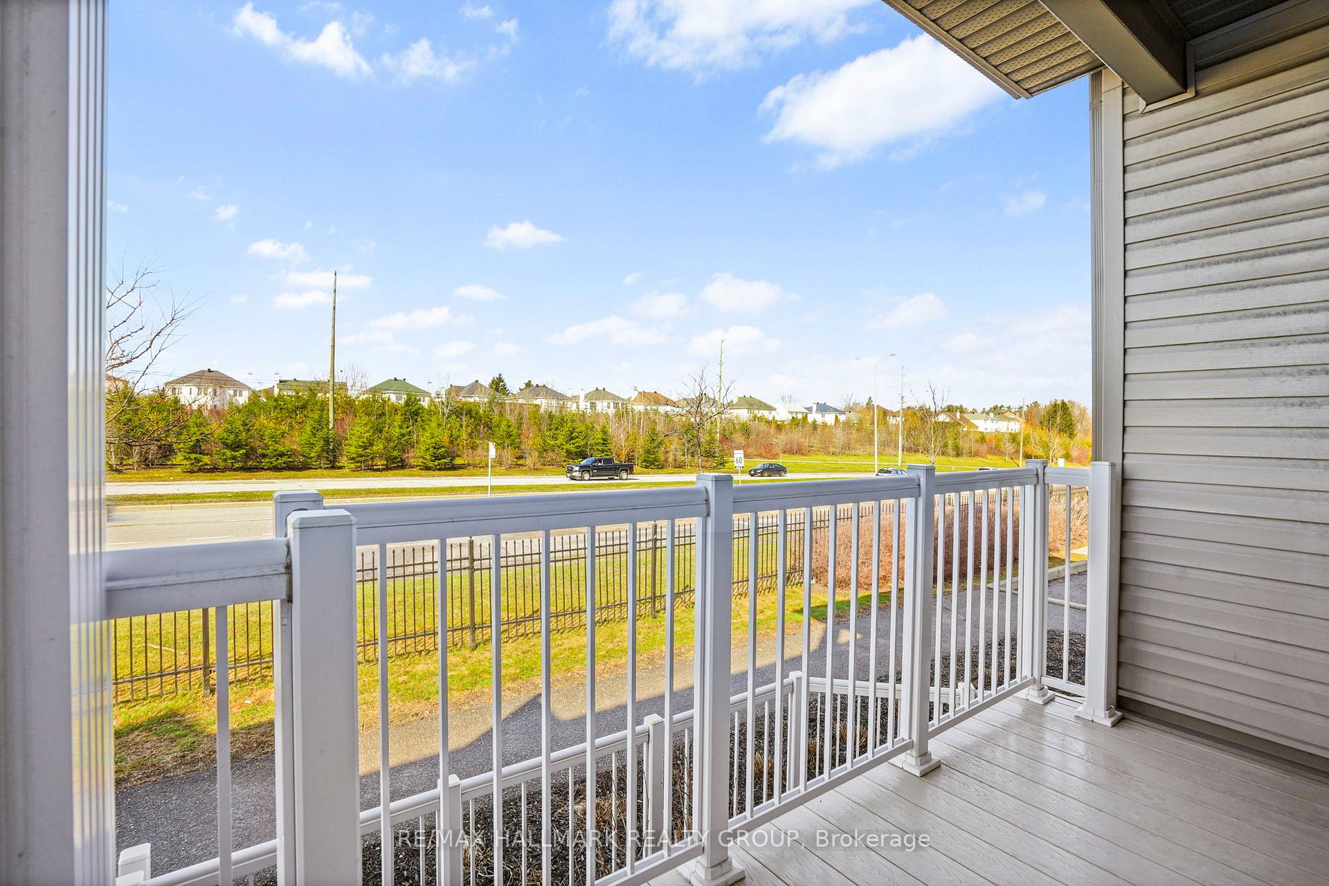 Photo 20 of 42 Sternes Private, Ottawa, Springridge/East Village — HOMEH