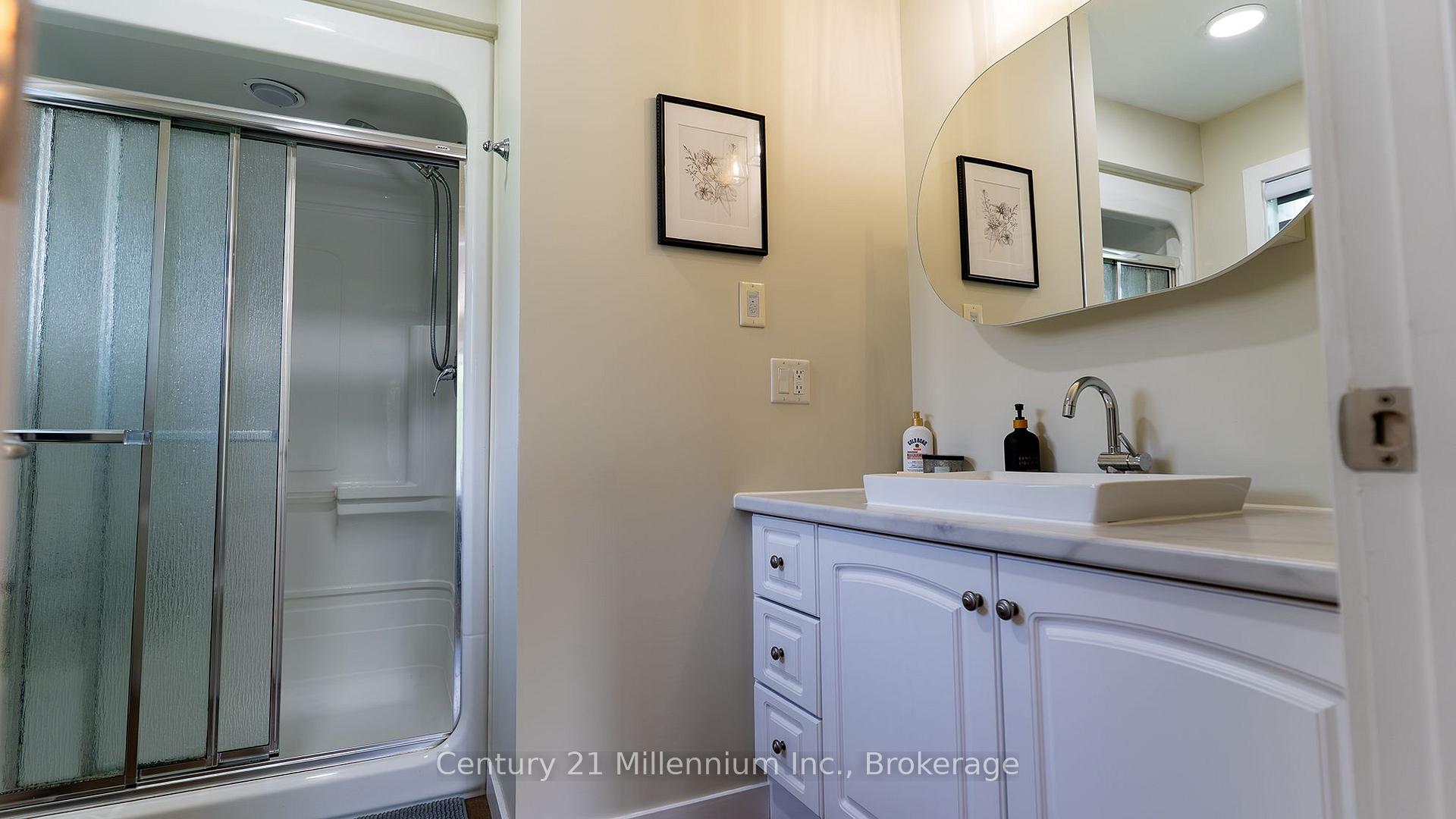 Photo 26 of 12 Illinois Crescent, Wasaga Beach — HOMEH