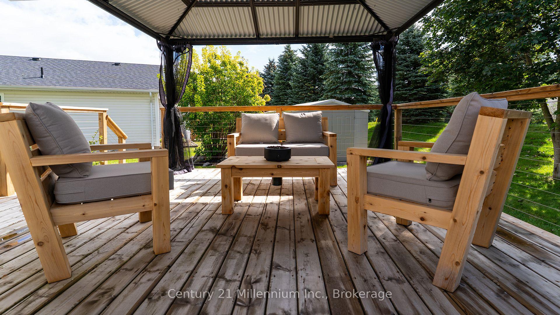 Photo 31 of 12 Illinois Crescent, Wasaga Beach — HOMEH