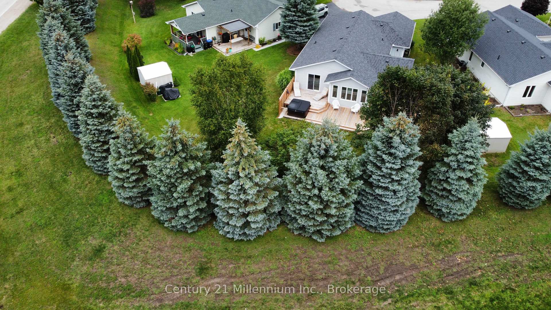 Photo 38 of 12 Illinois Crescent, Wasaga Beach — HOMEH