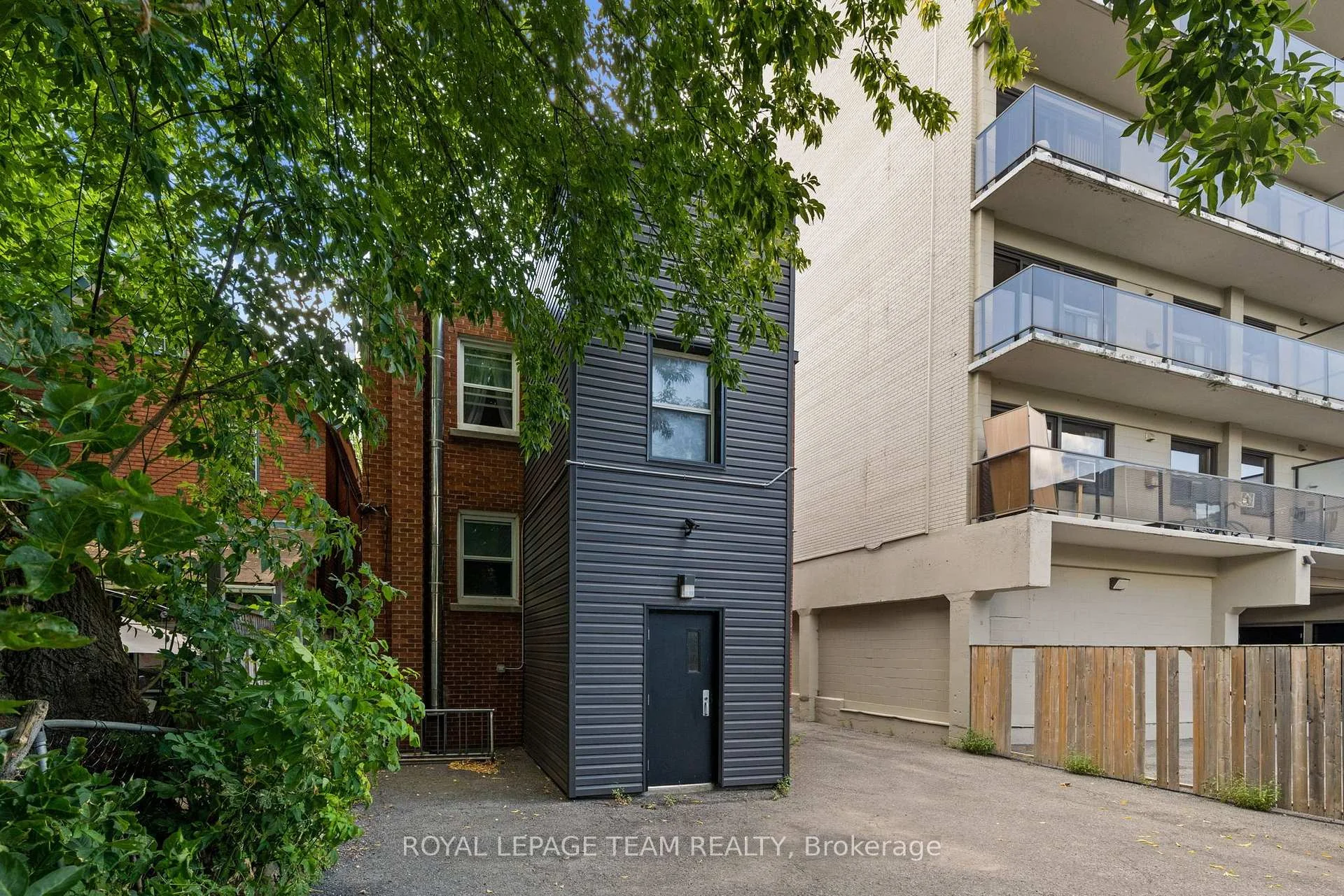 Photo 10 of 331 Flora Street, Ottawa, Ottawa Centre — HOMEH