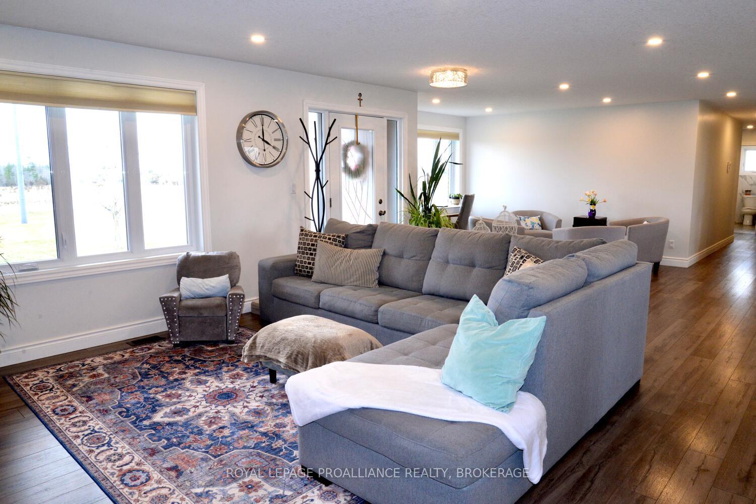 Photo 5 of 4154 Unity Road, Kingston, City North of 401 — HOMEH