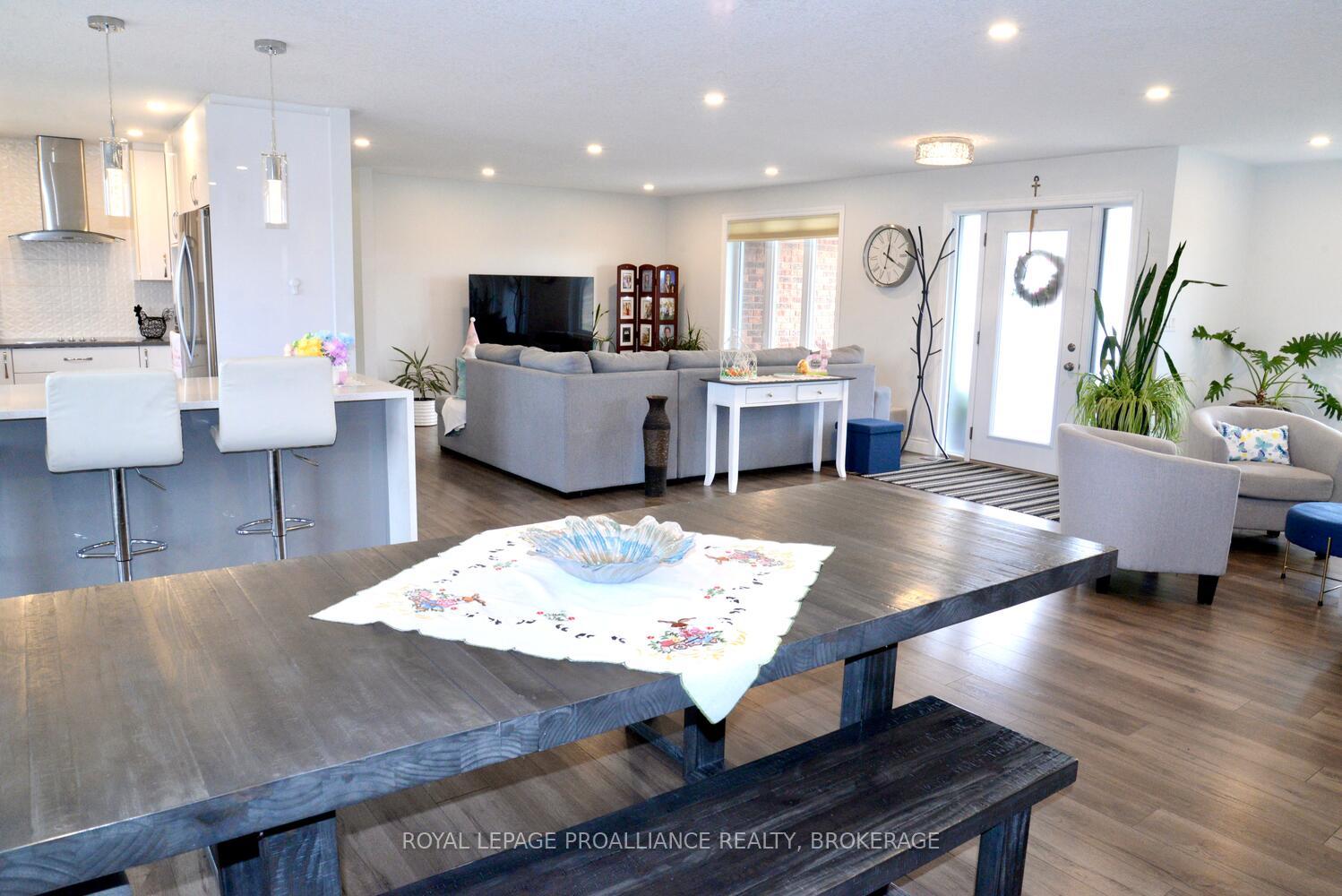 Photo 15 of 4154 Unity Road, Kingston, City North of 401 — HOMEH