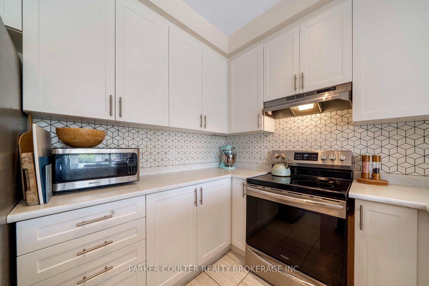 Photo 14 of 309 Atkinson Street, Clearview, Stayner — HOMEH