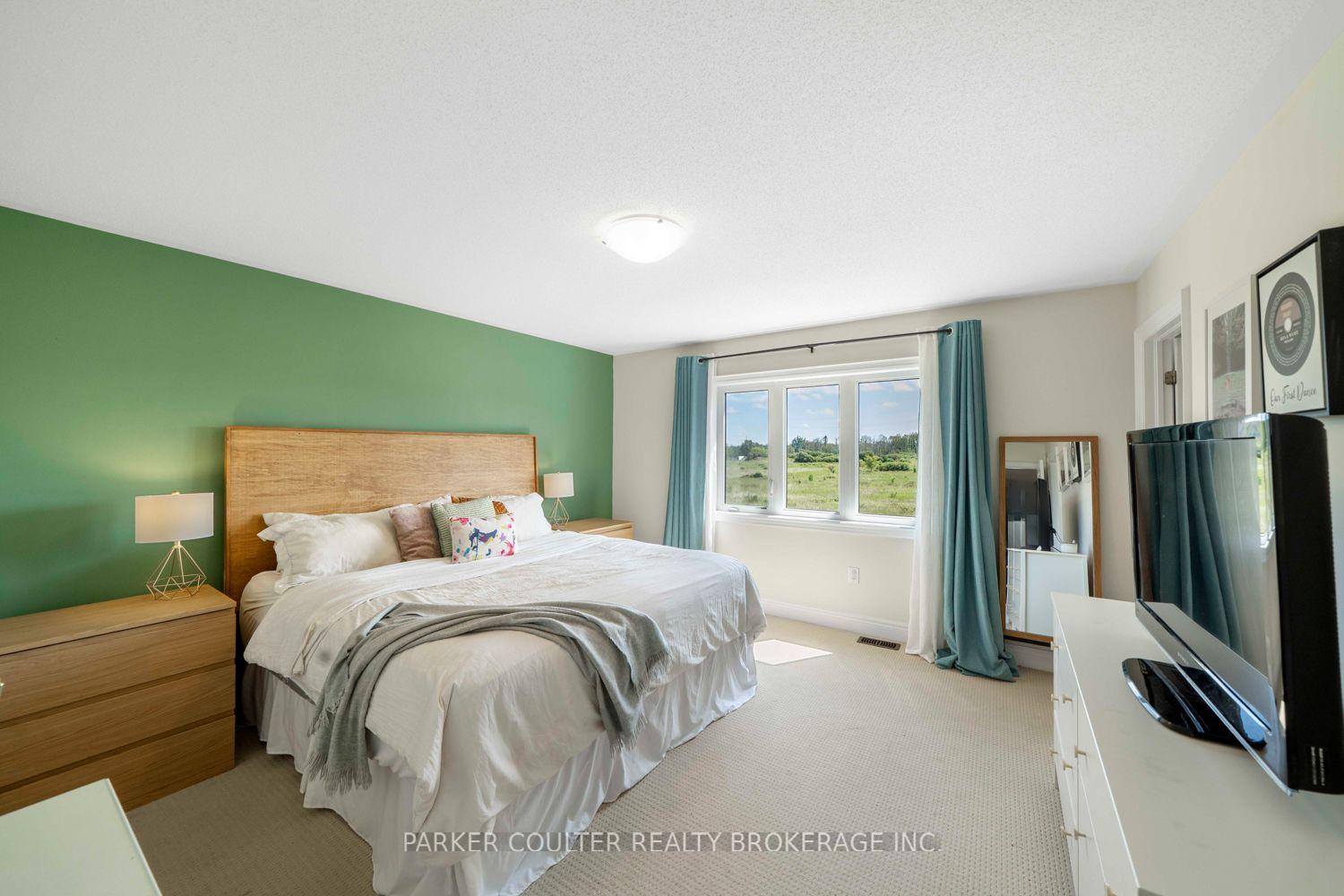 Photo 25 of 309 Atkinson Street, Clearview, Stayner — HOMEH