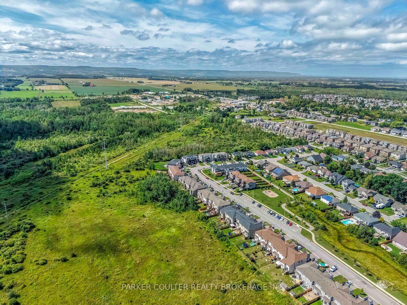 Photo 47 of 309 Atkinson Street, Clearview, Stayner — HOMEH
