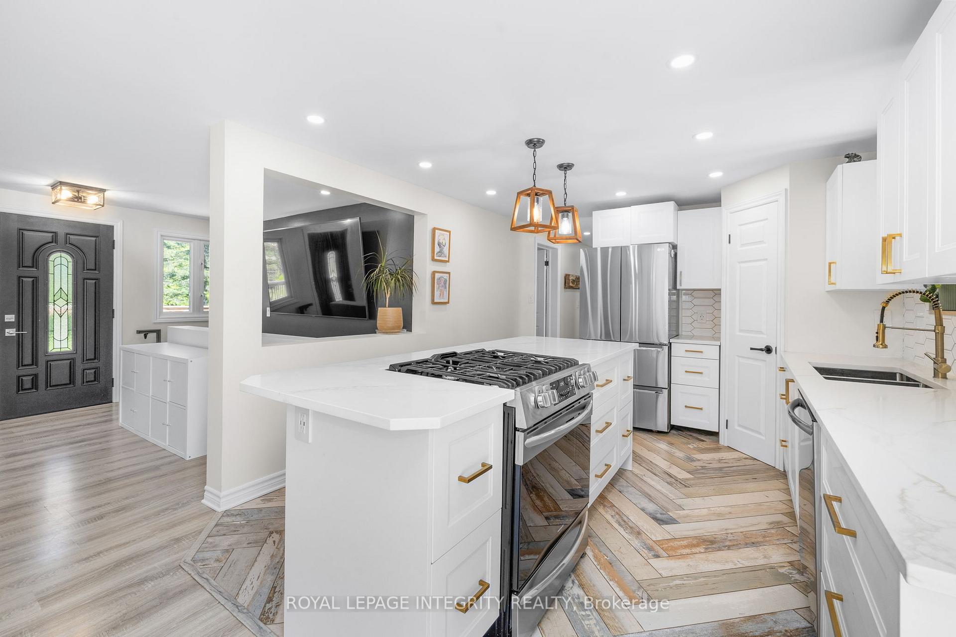 Photo 14 of 4228 O'Neil Road, Ottawa, Rideau Twp South To Roger Stevens Drive — HOMEH