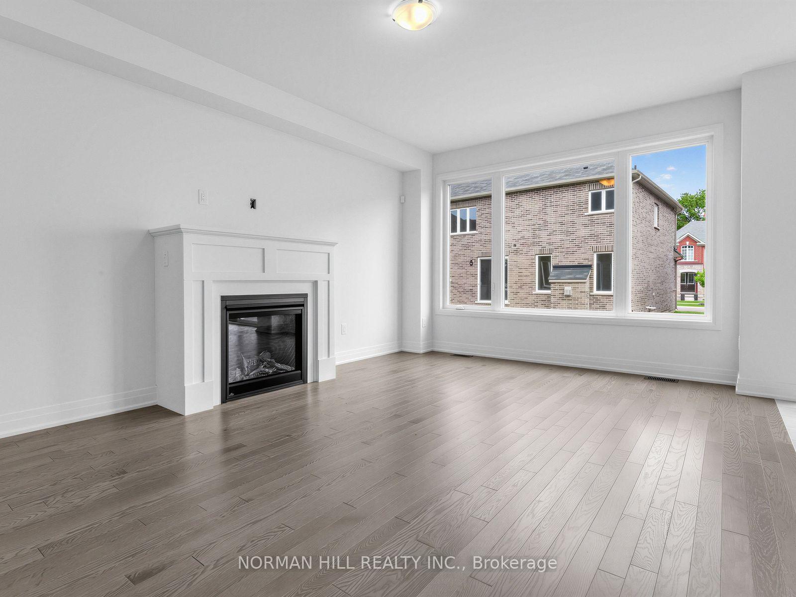 Photo 13 of 19 Lilestone Drive, Brampton, Credit Valley — HOMEH
