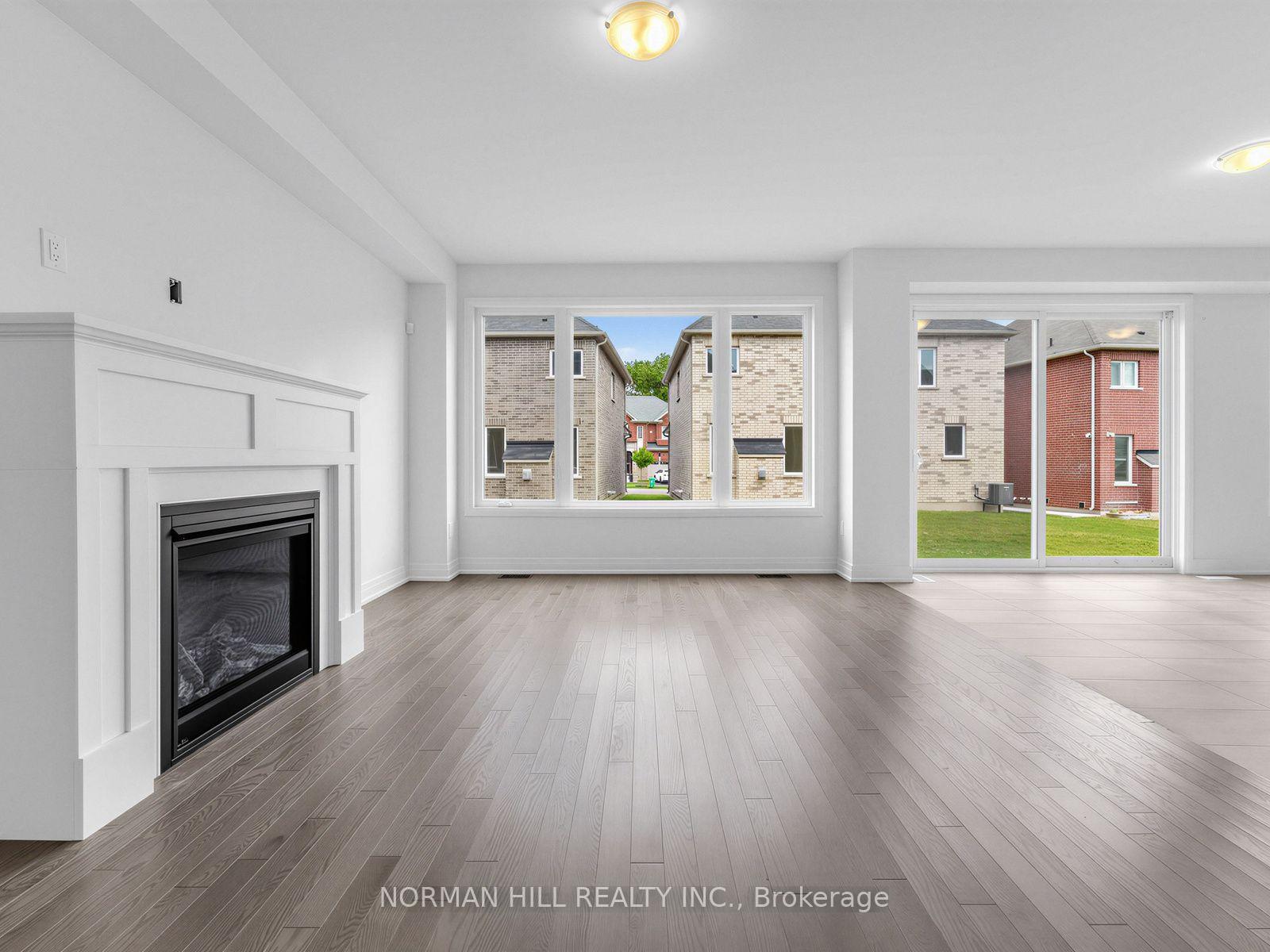 Photo 14 of 19 Lilestone Drive, Brampton, Credit Valley — HOMEH