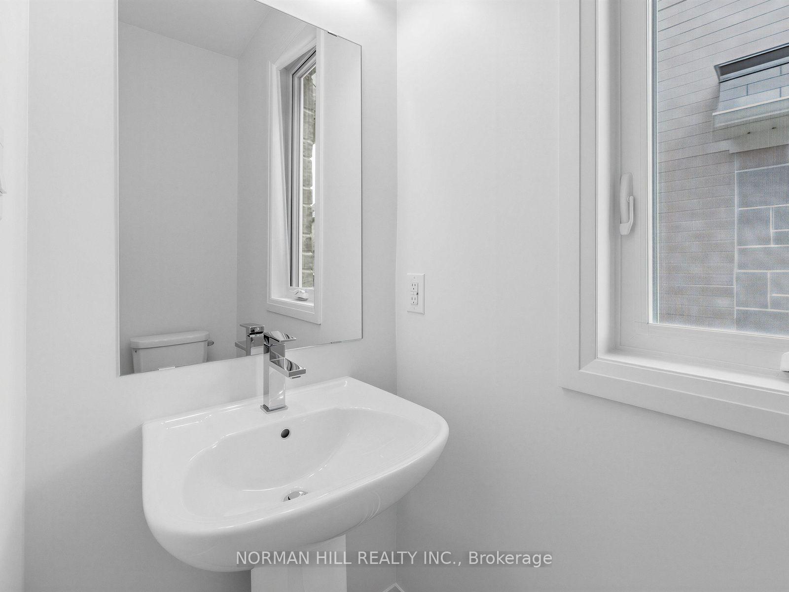 Photo 16 of 19 Lilestone Drive, Brampton, Credit Valley — HOMEH
