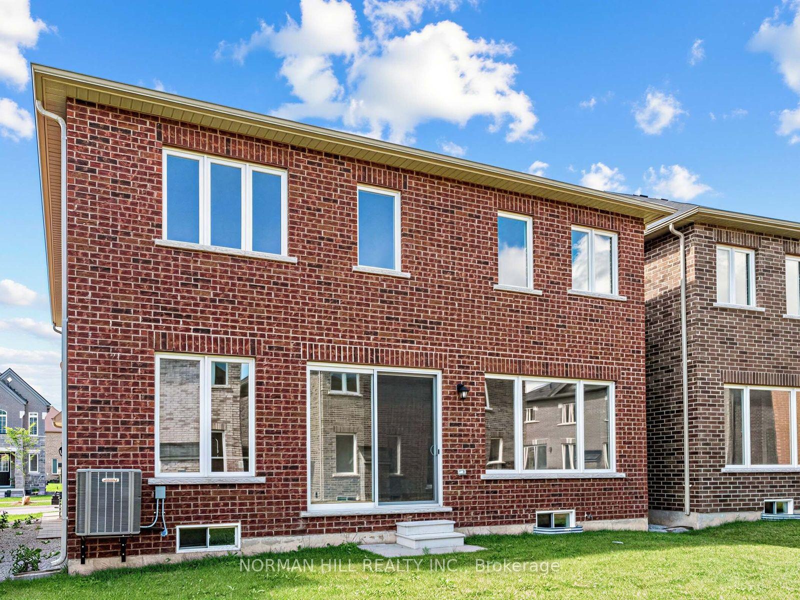 Photo 34 of 19 Lilestone Drive, Brampton, Credit Valley — HOMEH