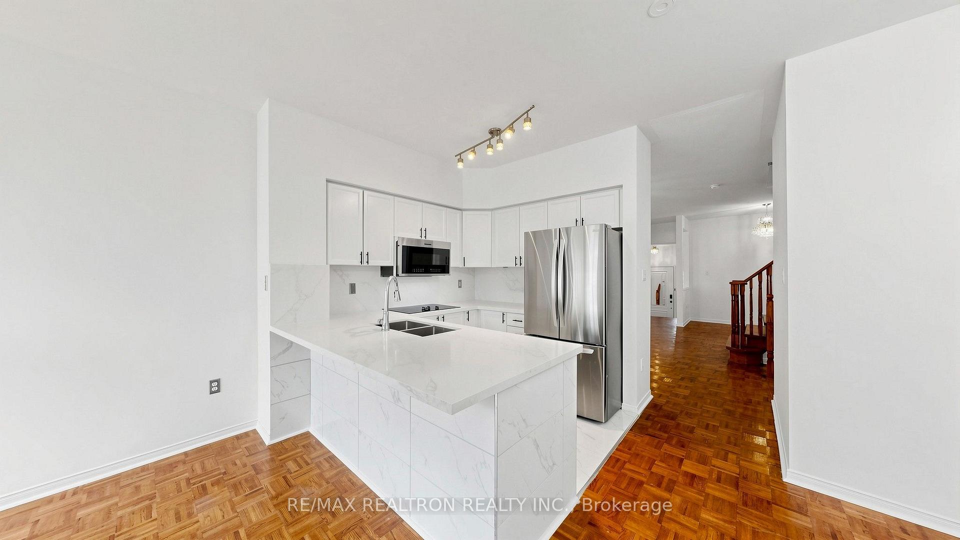 Photo 20 of 22 Belvia Drive, Vaughan, Patterson — HOMEH