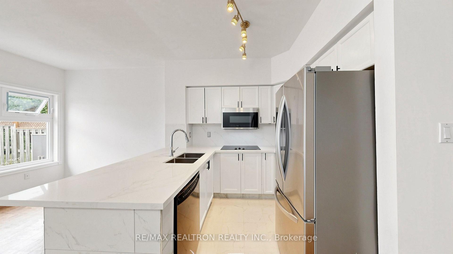 Photo 21 of 22 Belvia Drive, Vaughan, Patterson — HOMEH