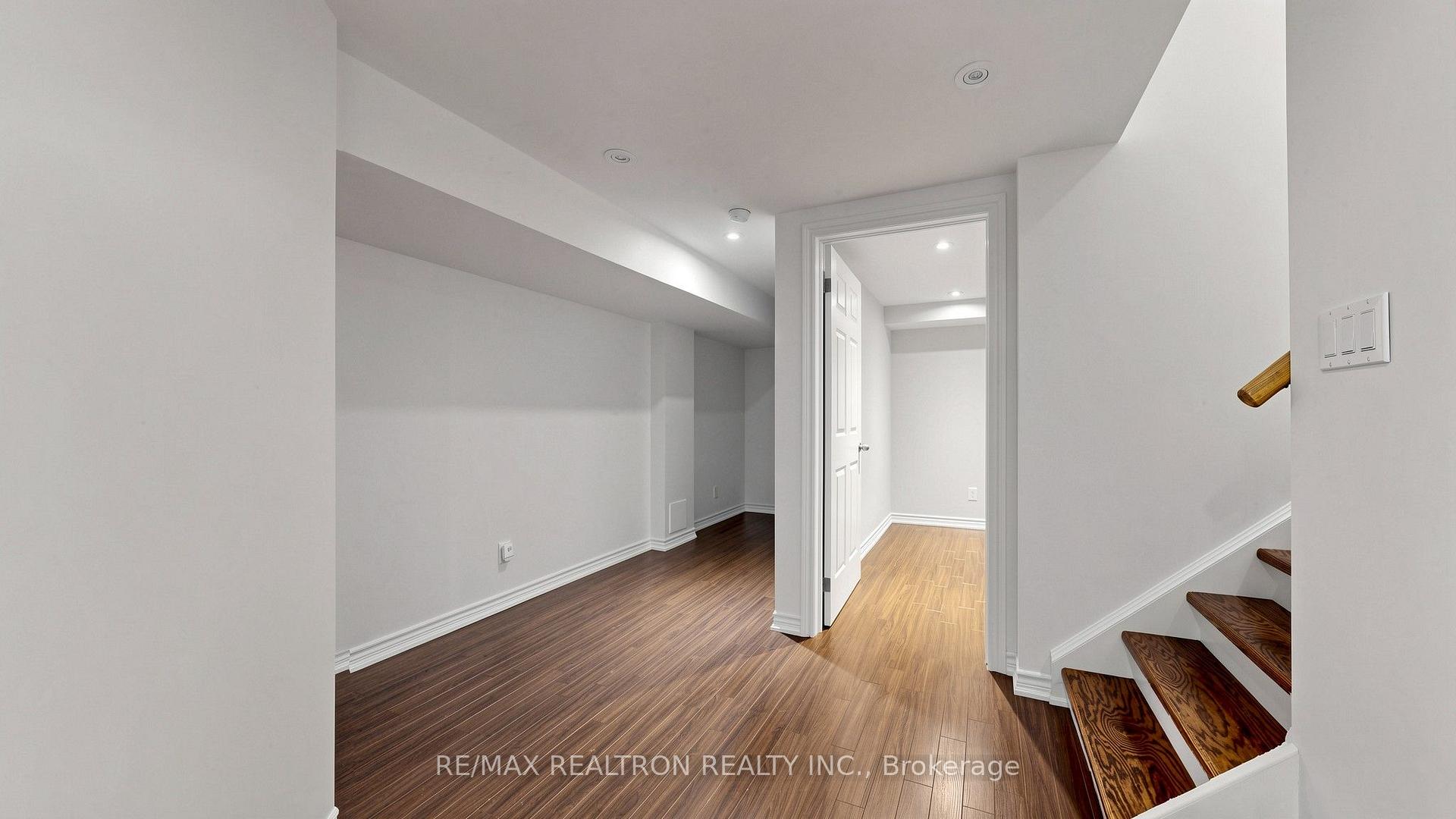 Photo 40 of 22 Belvia Drive, Vaughan, Patterson — HOMEH