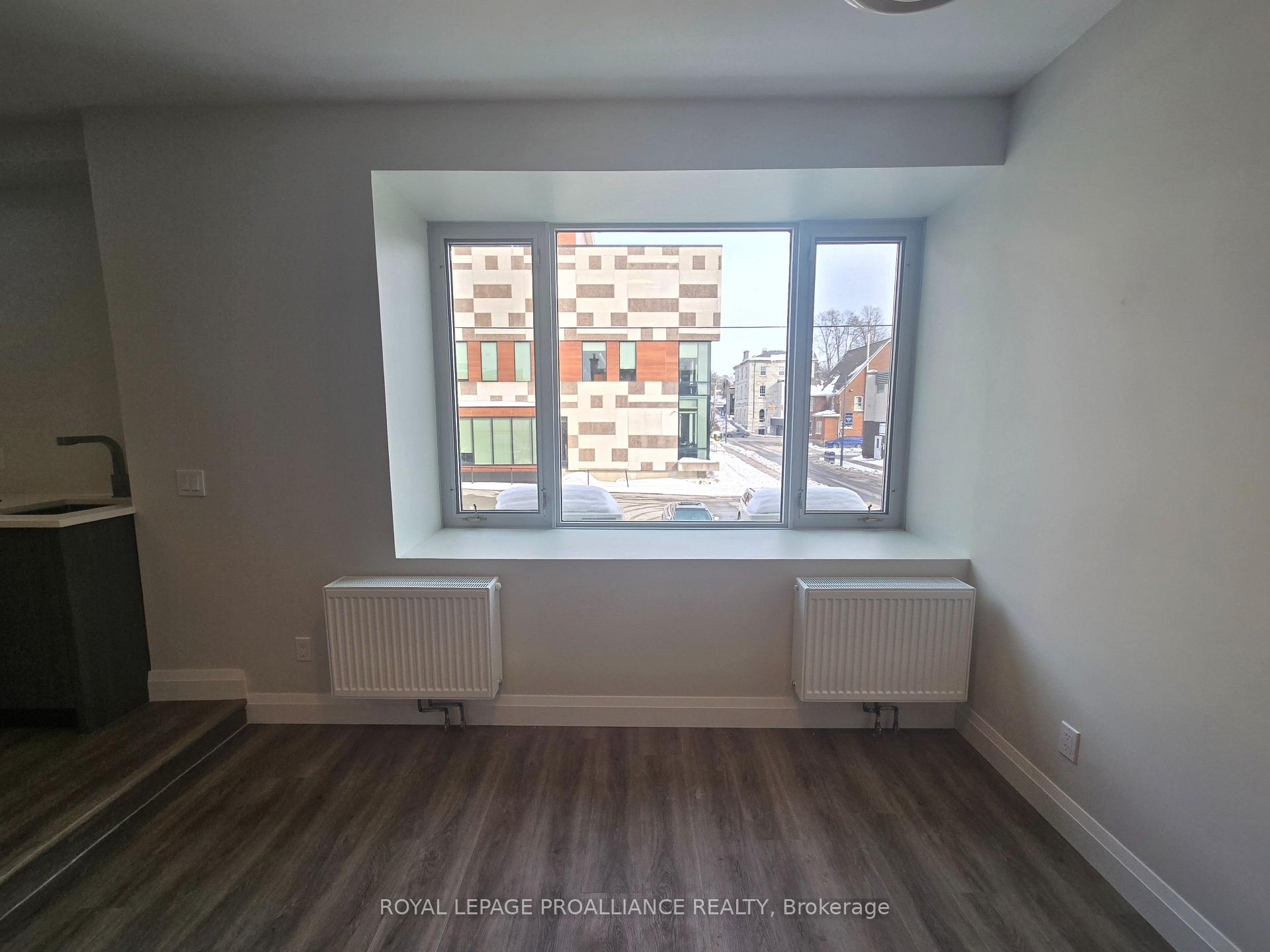 Photo 7 of Unit 202, 241 Front Street, Belleville, Belleville Ward — HOMEH