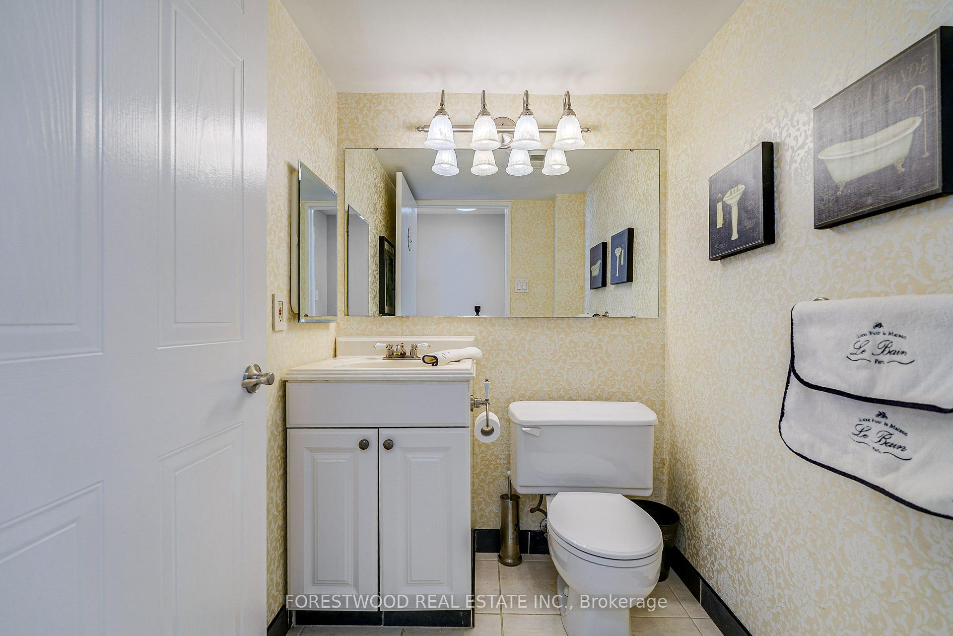 Photo 5 of Unit UPH4, 25 Fairview Road, Mississauga, Fairview — HOMEH