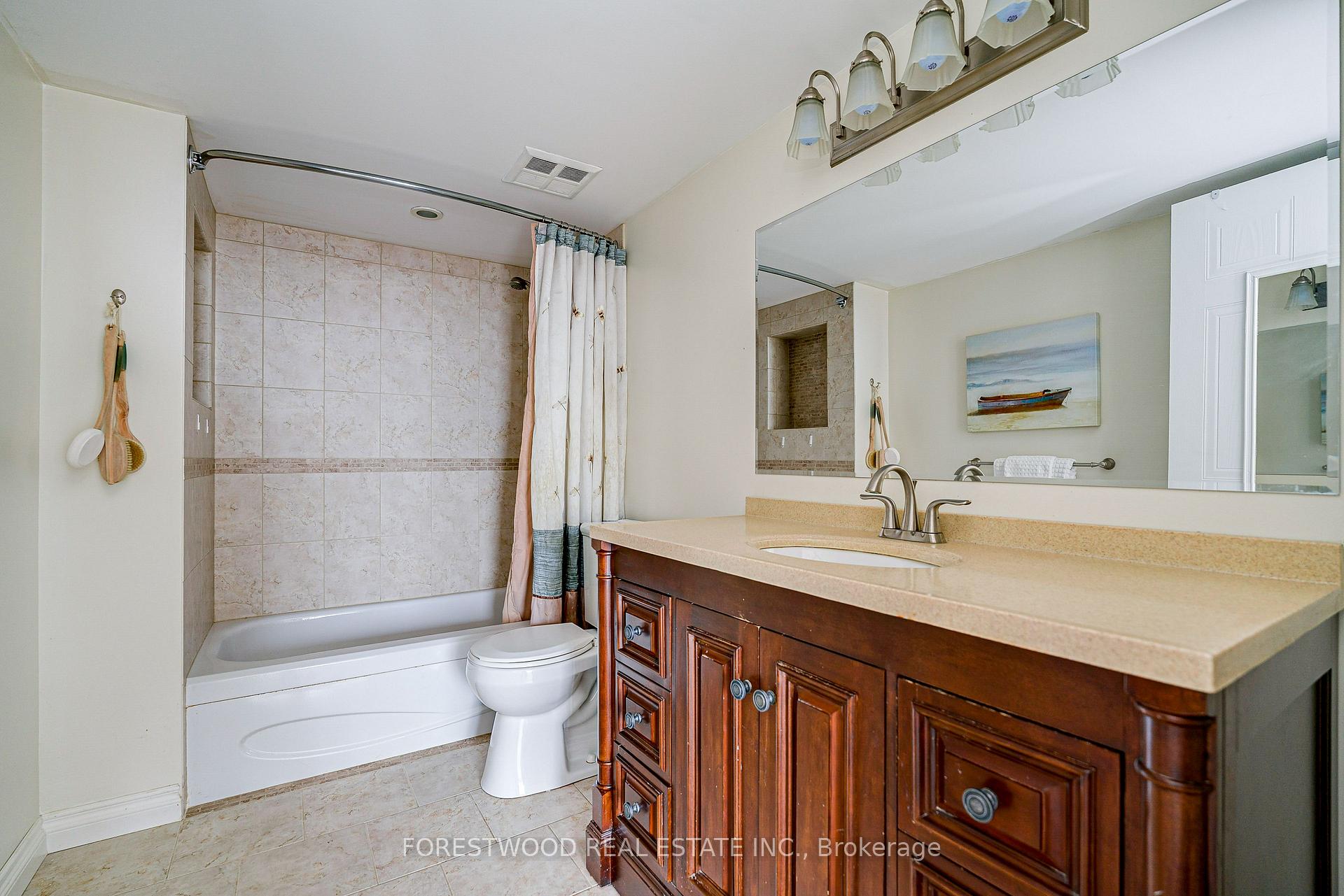 Photo 15 of Unit UPH4, 25 Fairview Road, Mississauga, Fairview — HOMEH