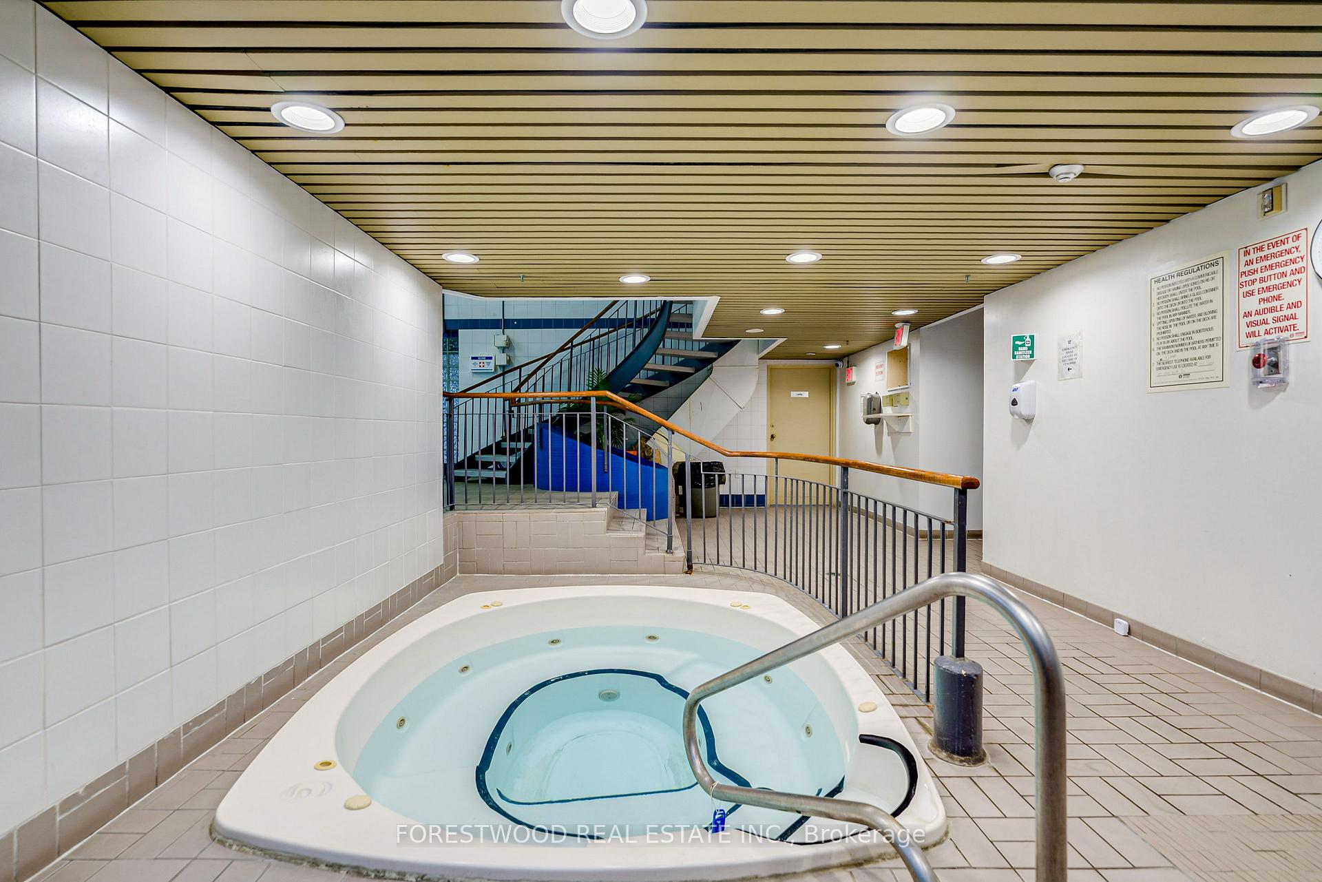 Photo 19 of Unit UPH4, 25 Fairview Road, Mississauga, Fairview — HOMEH