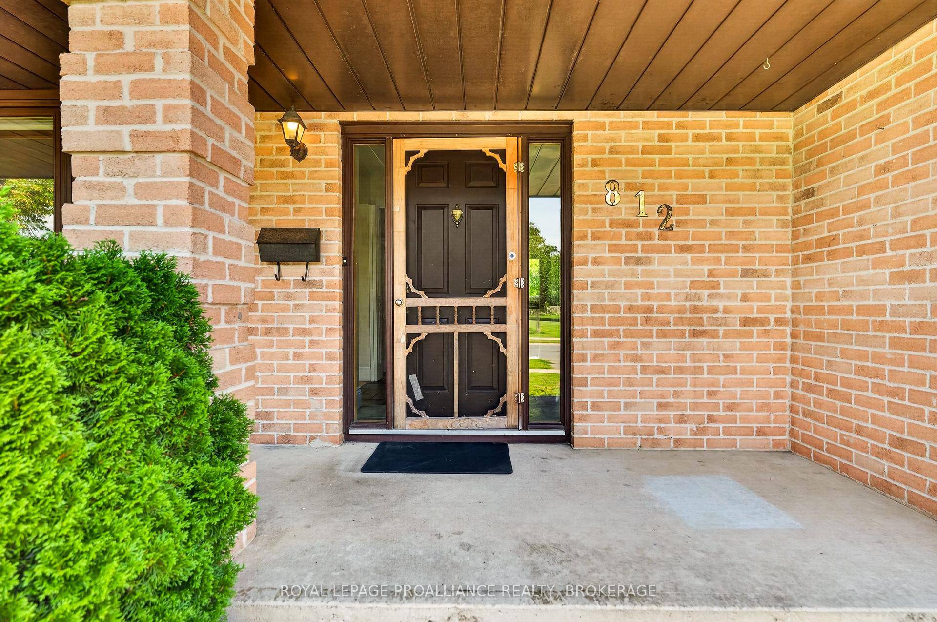 Photo 1 of 812 Lancaster Drive, Kingston, North of Taylor-Kidd Blvd — HOMEH