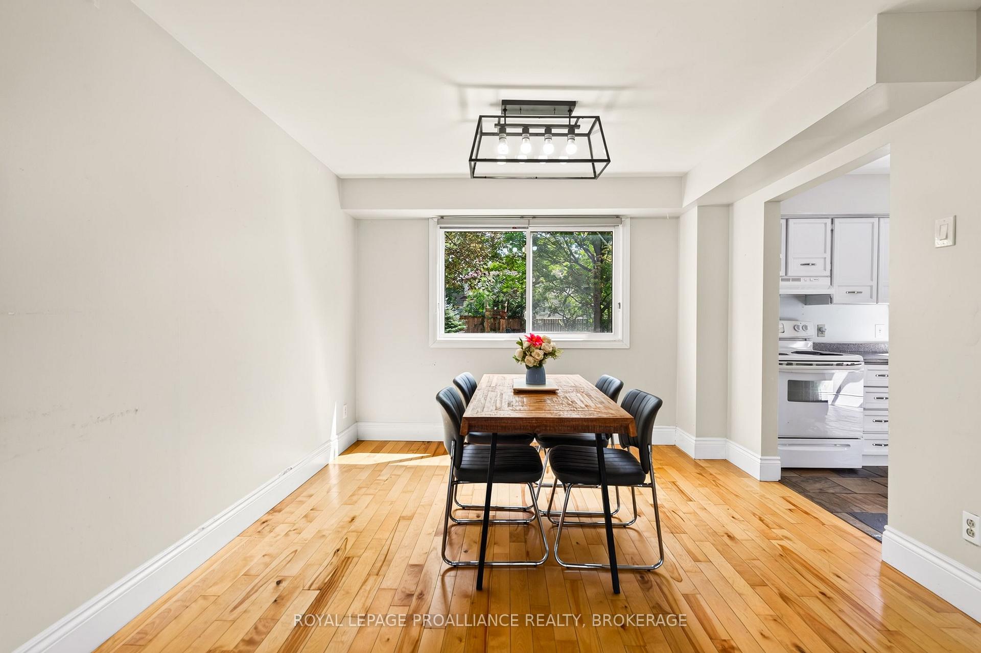 Photo 7 of 812 Lancaster Drive, Kingston, North of Taylor-Kidd Blvd — HOMEH