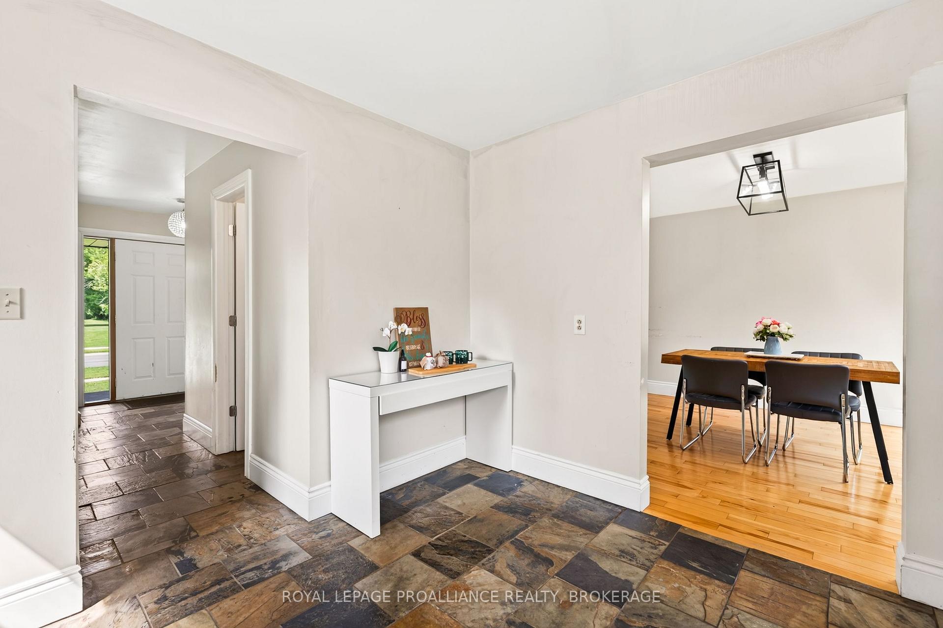 Photo 11 of 812 Lancaster Drive, Kingston, North of Taylor-Kidd Blvd — HOMEH
