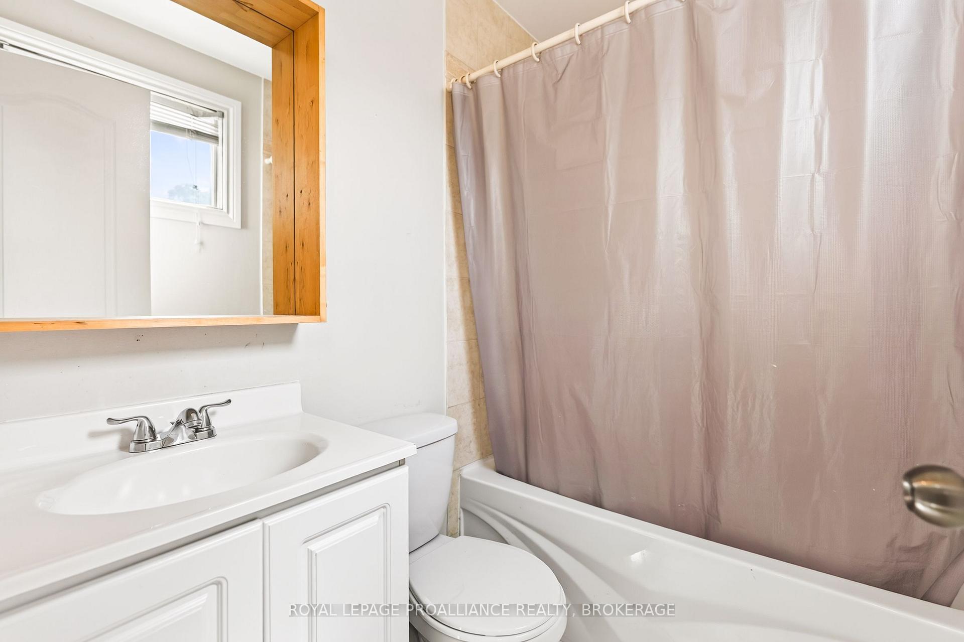 Photo 15 of 812 Lancaster Drive, Kingston, North of Taylor-Kidd Blvd — HOMEH